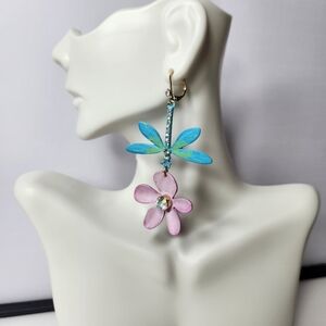 betsey johnson dragonfly pierced earrings blue pink metal dangel whimsical girly
